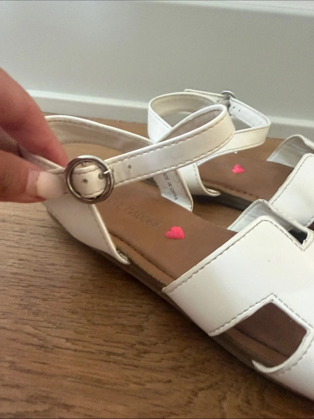 White Kid’s Leather Cutout Strap Sandals